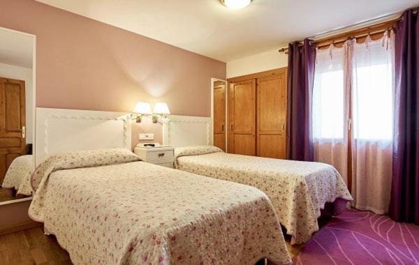 Hostal Vidaller Bielsa Exteriör bild