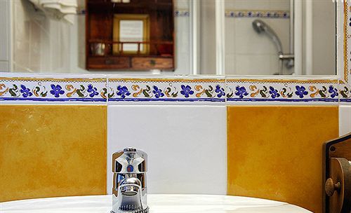 Hostal Vidaller Bielsa Exteriör bild