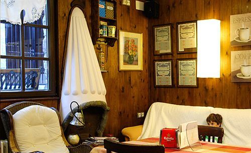 Hostal Vidaller Bielsa Exteriör bild